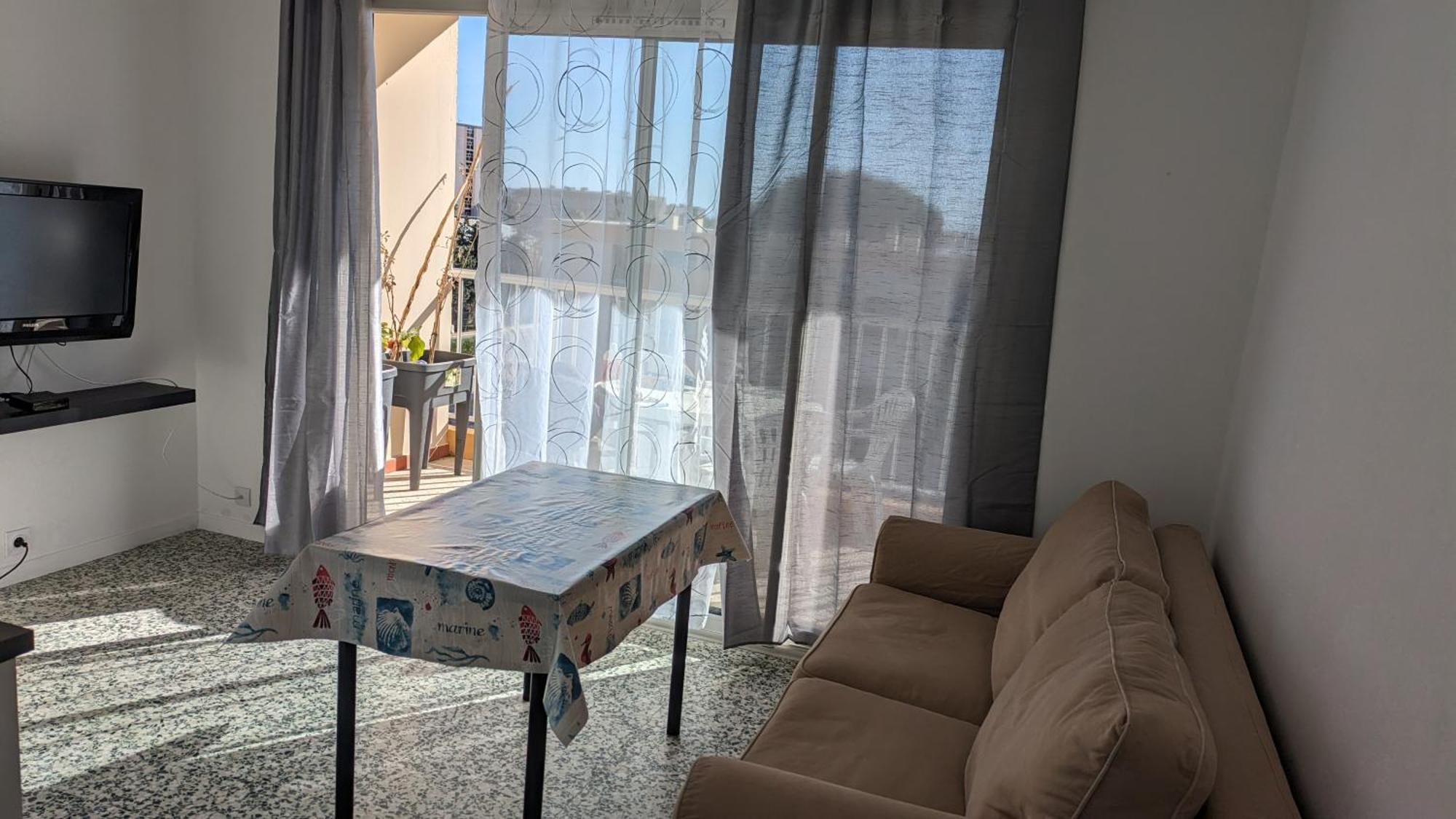 Studio Avec Coin Nuit, 100 M De La Mer Le Lavandou Esterno foto