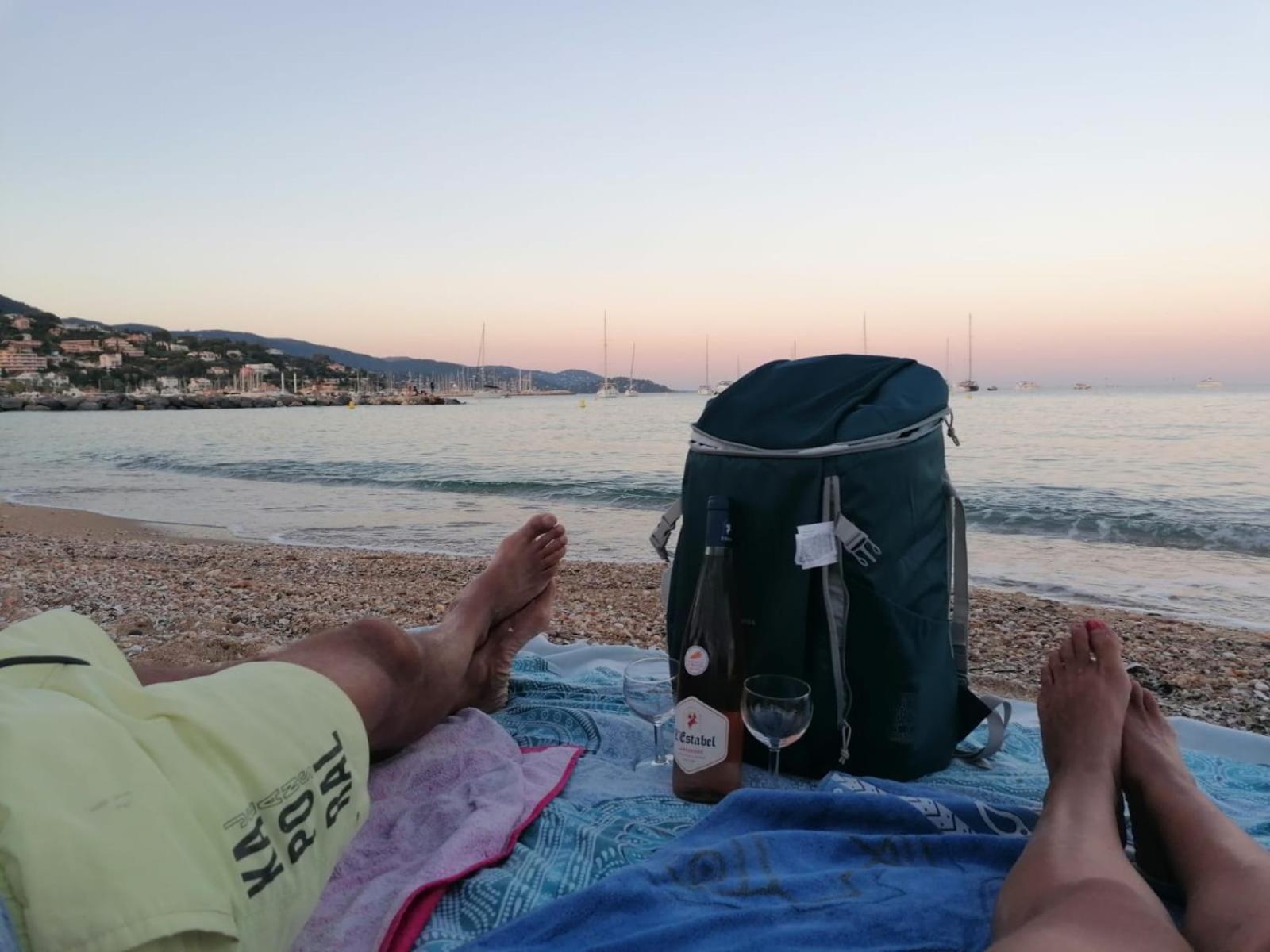 Studio Avec Coin Nuit, 100 M De La Mer Le Lavandou Esterno foto